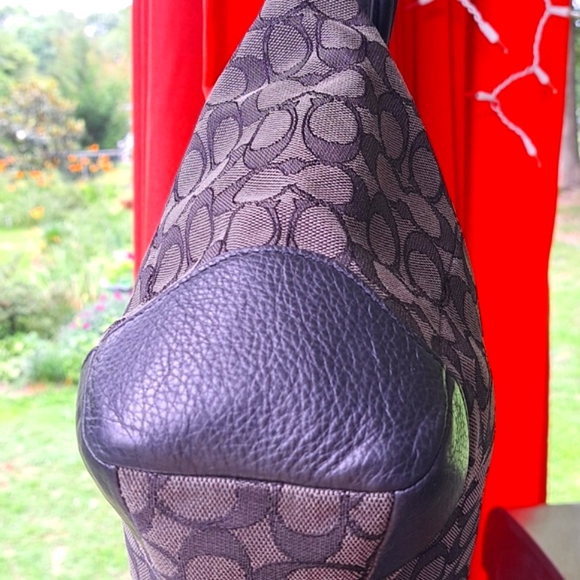 Coach F36220 Kelsey Black Leather Trim w Gray "C" Signature Shoulder - Picture 5 of 12